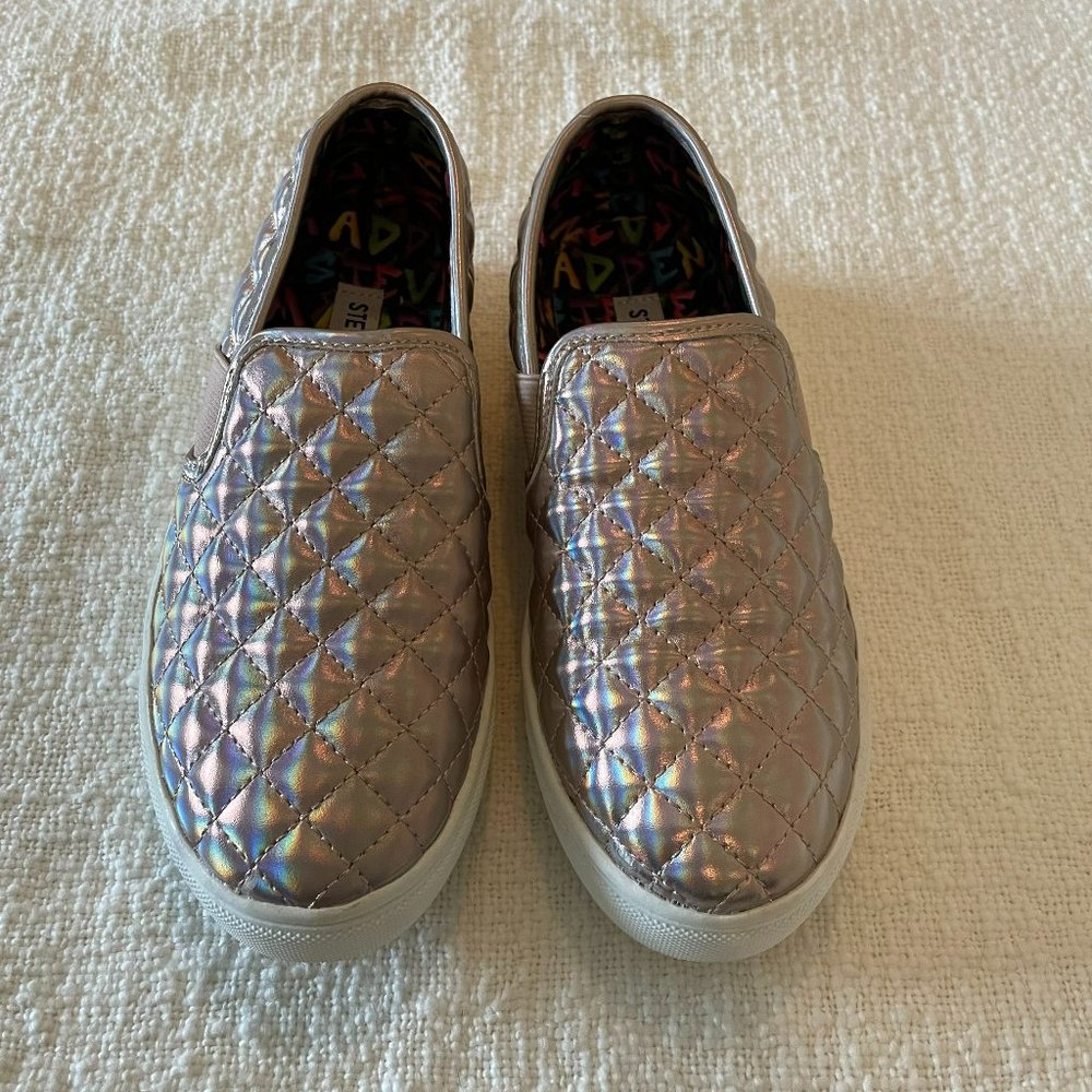 Steve Madden Pink Iridescent Slip-On Sneaker Kids Size 3